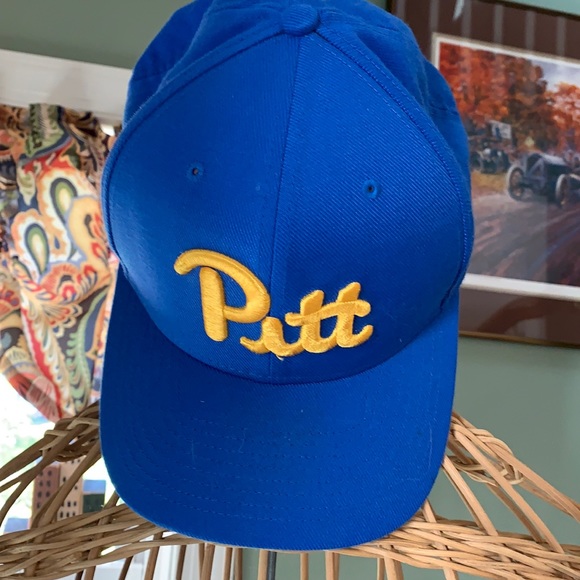 University of Pittsburgh baseball cap
